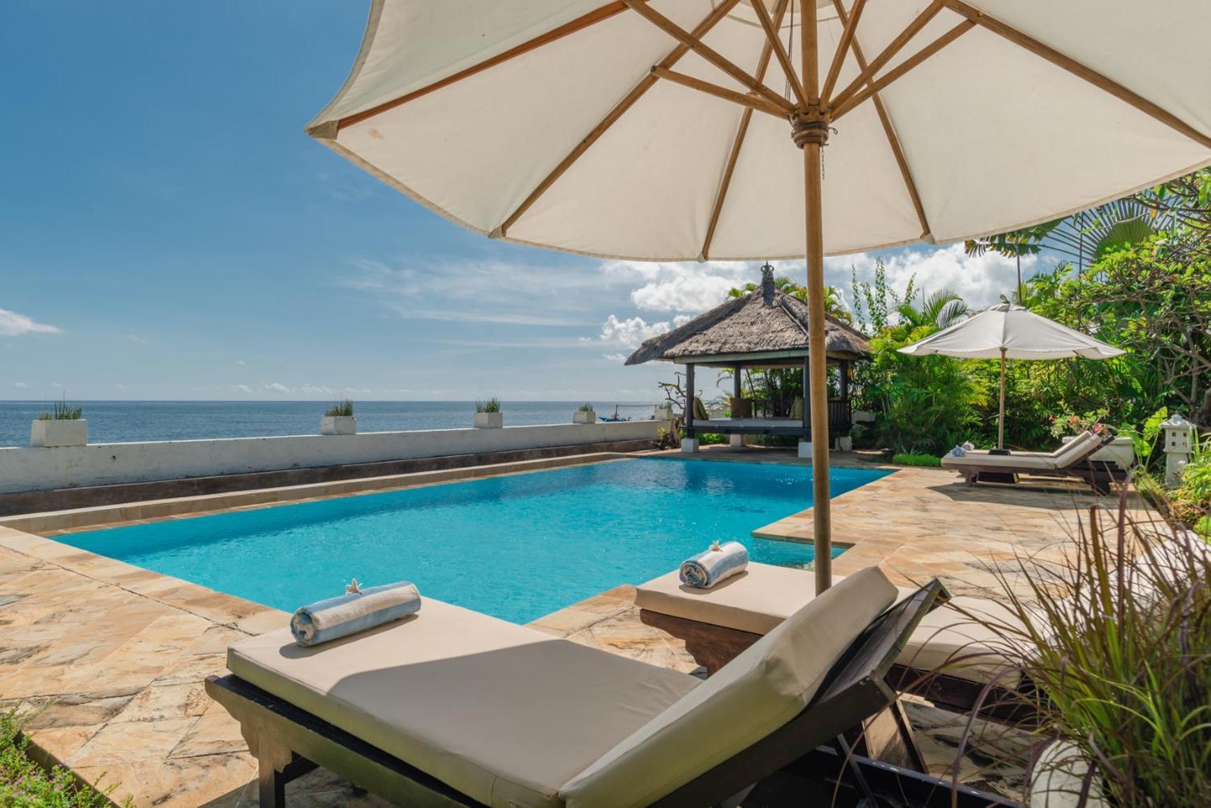 Gorgeous Beachfront Villa Lovina Banjar  المظهر الخارجي الصورة