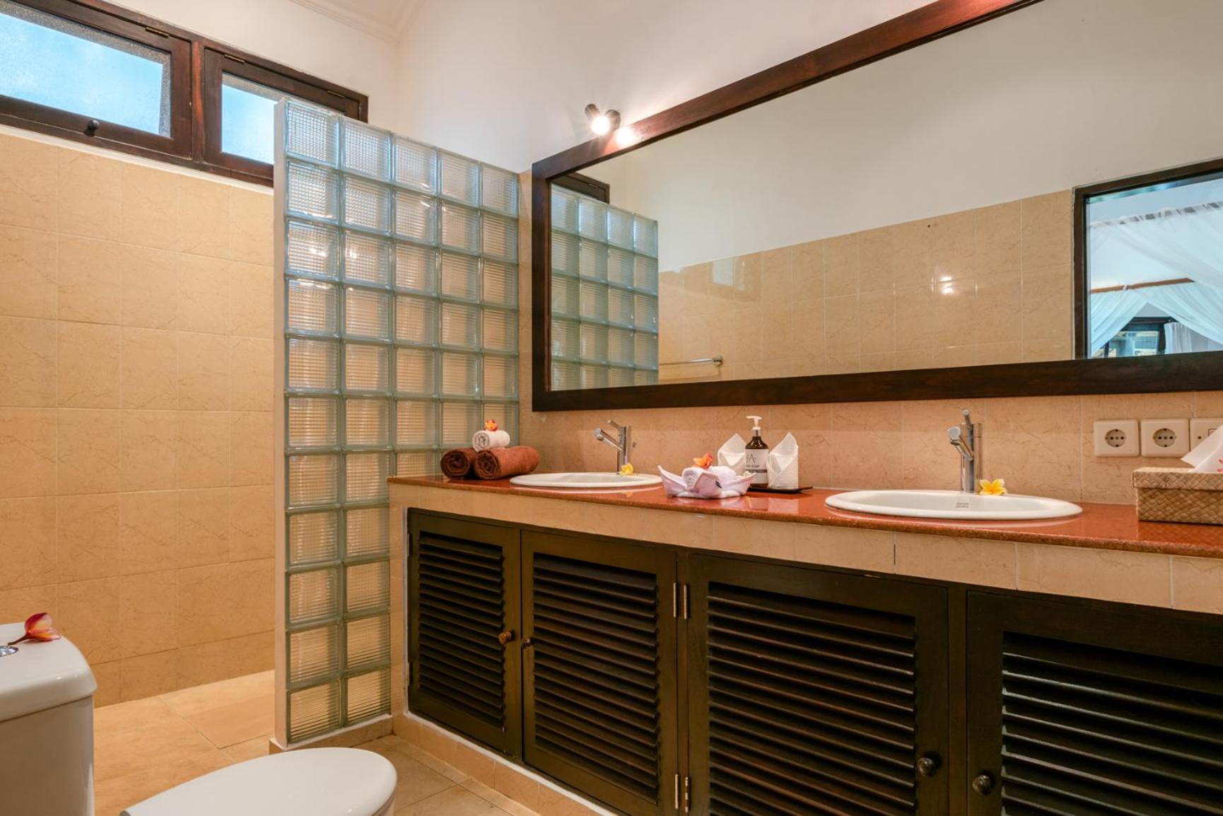 Gorgeous Beachfront Villa Lovina Banjar  المظهر الخارجي الصورة