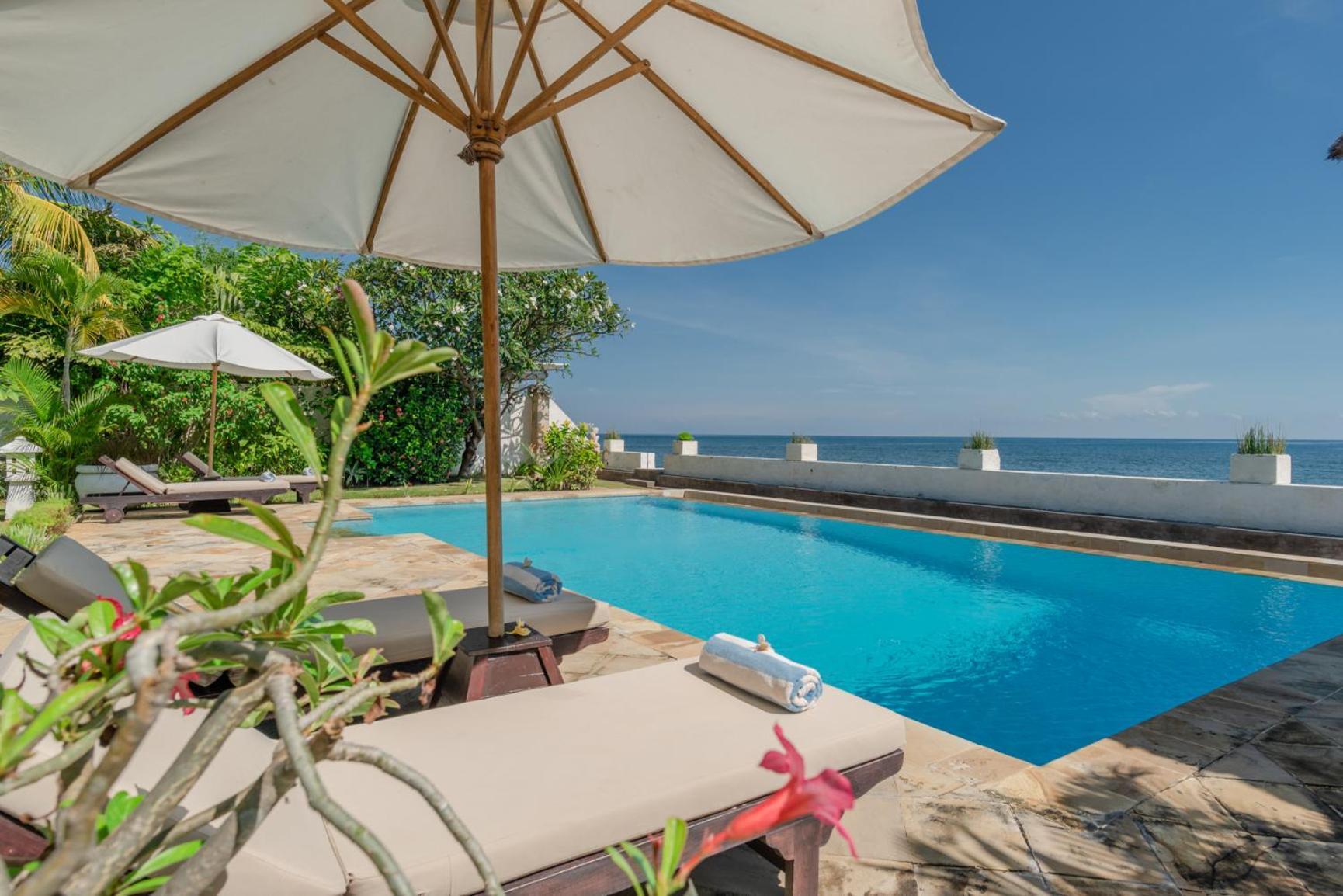 Gorgeous Beachfront Villa Lovina Banjar  المظهر الخارجي الصورة