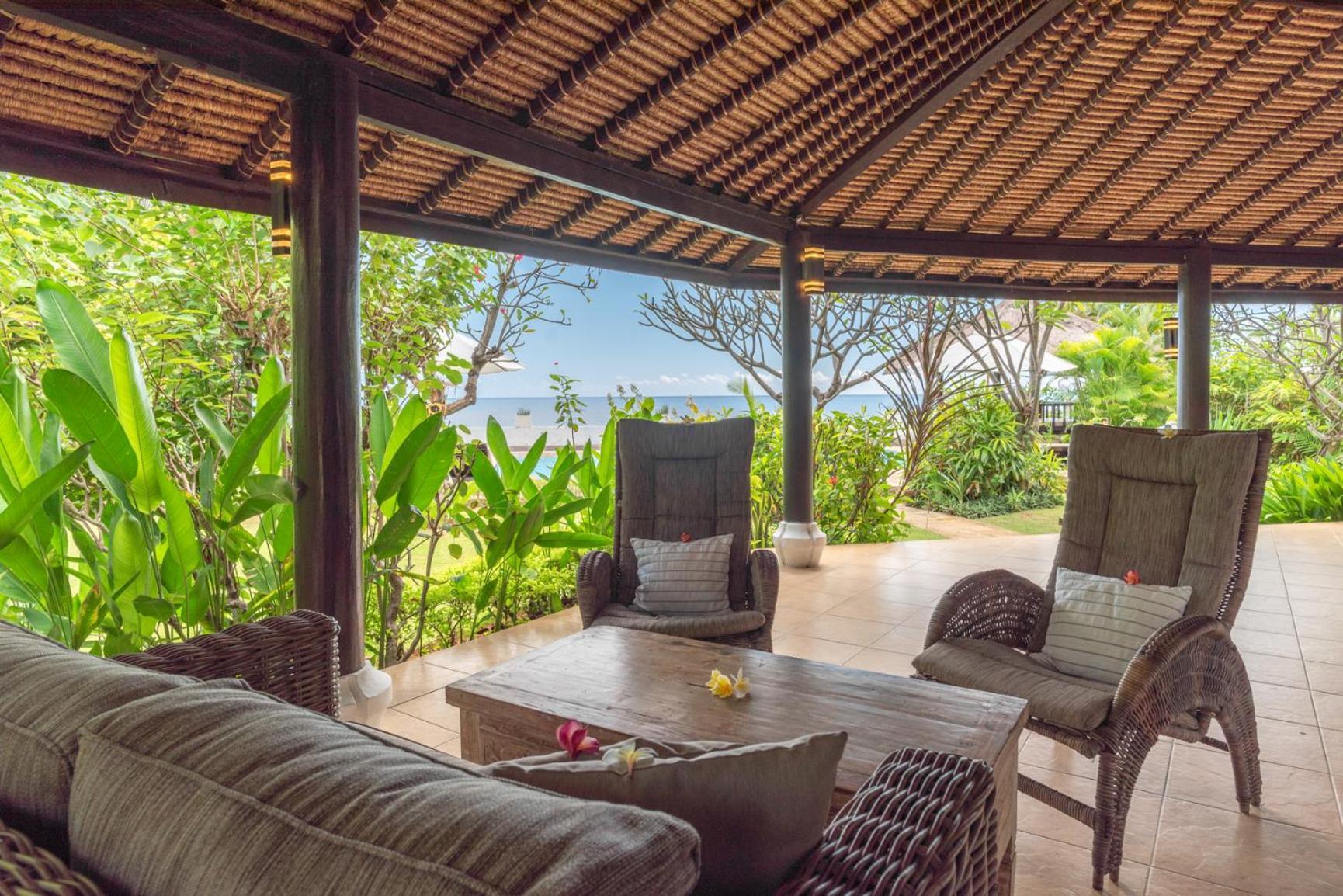 Gorgeous Beachfront Villa Lovina Banjar  المظهر الخارجي الصورة
